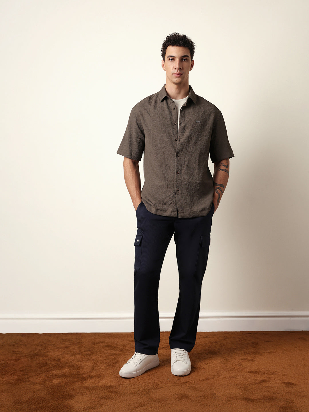 Men Modern Fit Casual Shirt