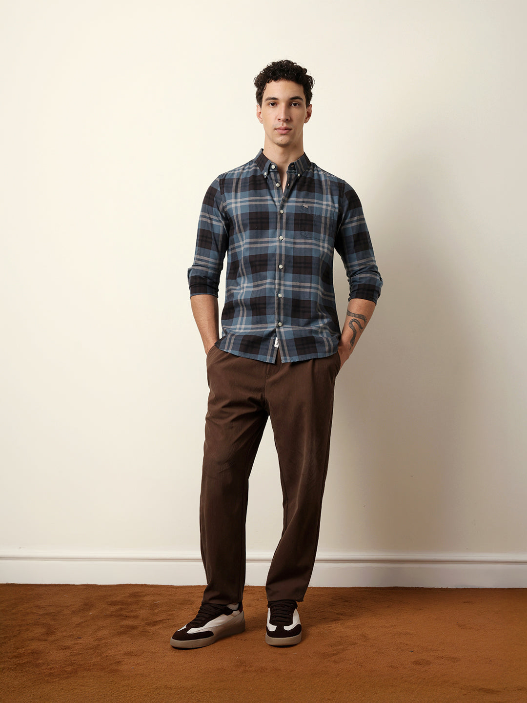 Men Checked Casual Full-Sleeve Shirt