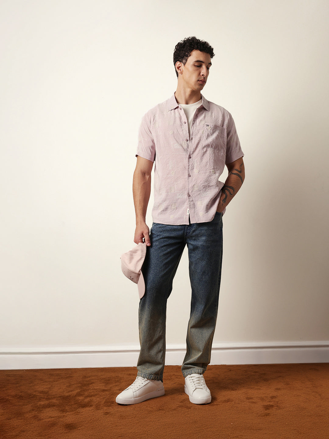 Men Modern Fit Casual Shirt