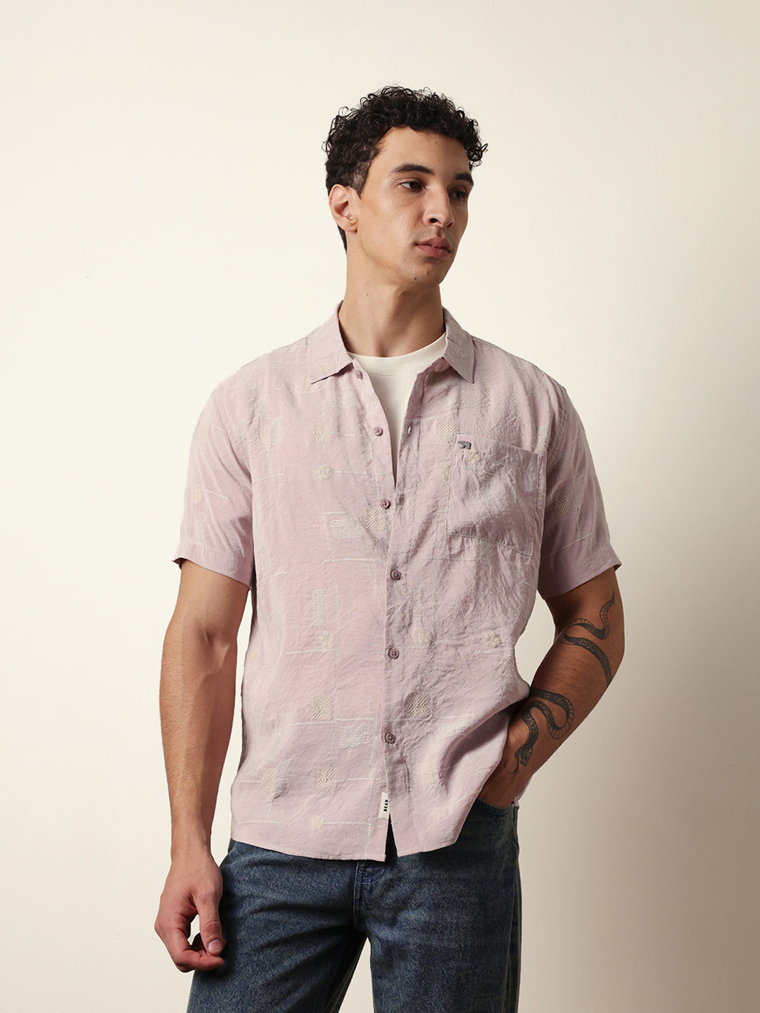 Men Modern Fit Casual Shirt