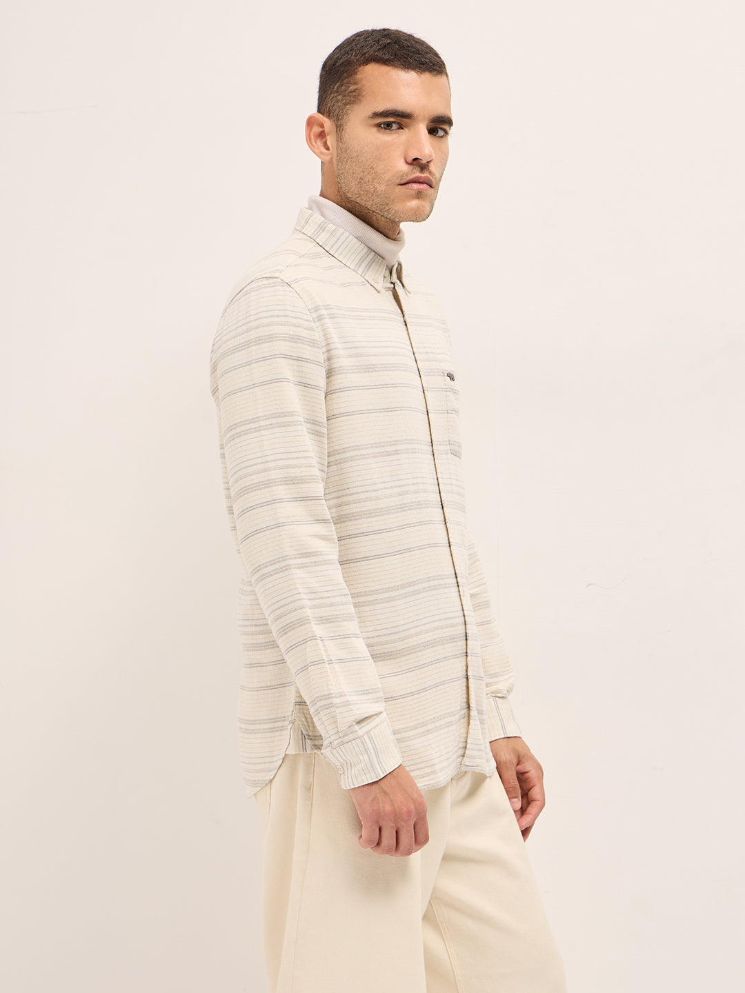 Men White Horizontal Stripe Slim Fit Casual Shirt
