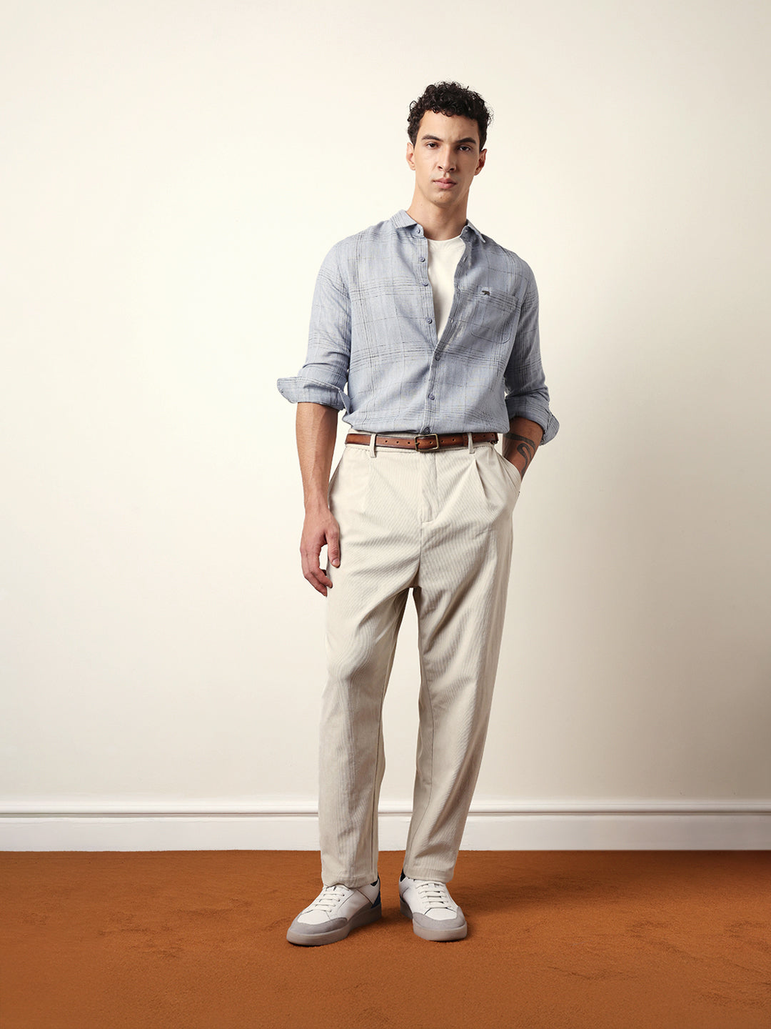 Men Modern Fit Casual Shirt