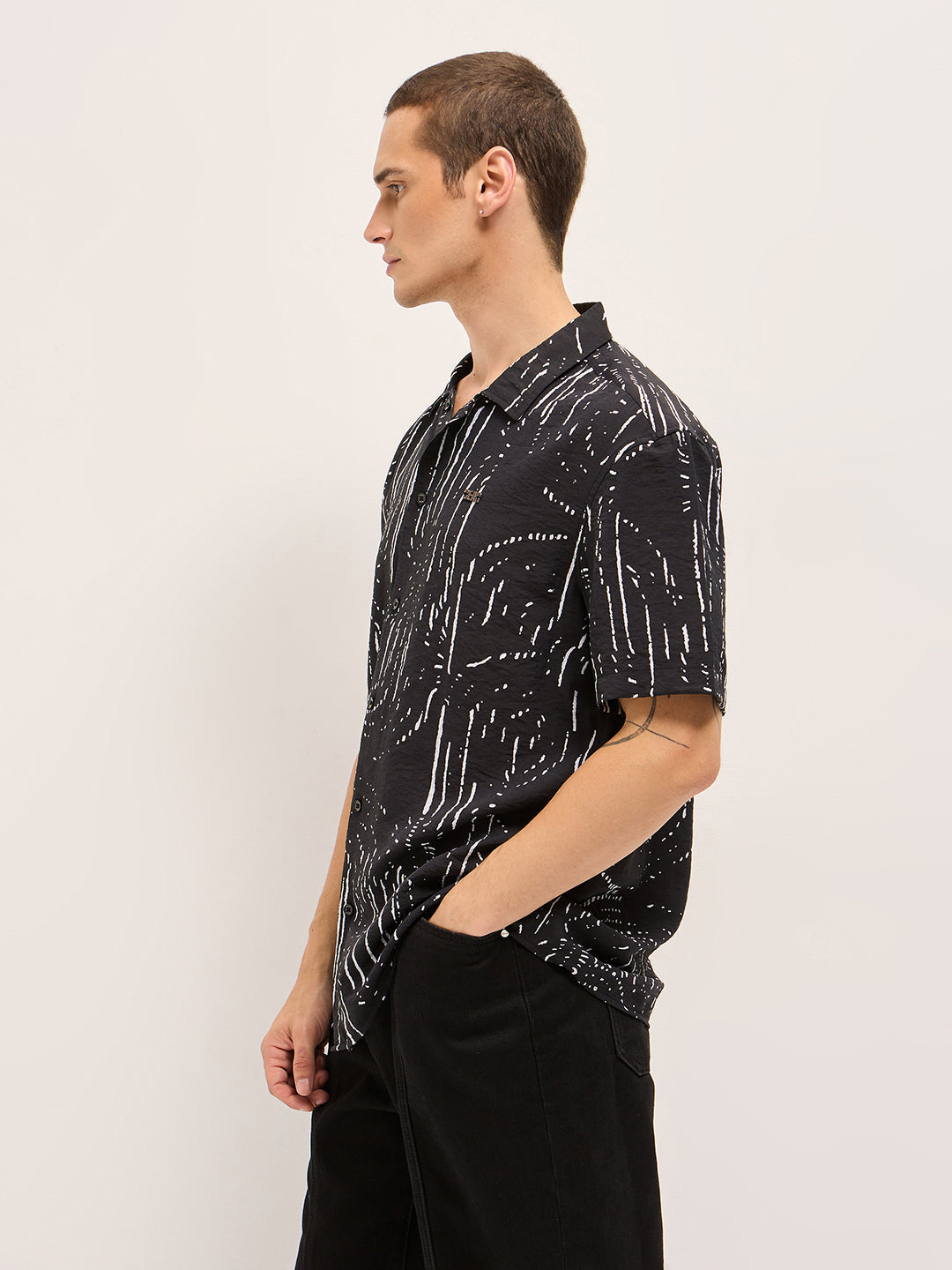 Men Black Digital Print Relaxed Fit Casual Shirt in Nylon Viscose