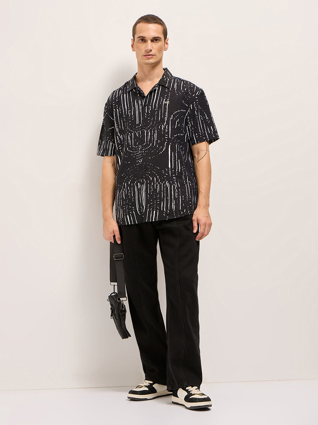 Men Black Digital Print Relaxed Fit Casual Shirt in Nylon Viscose