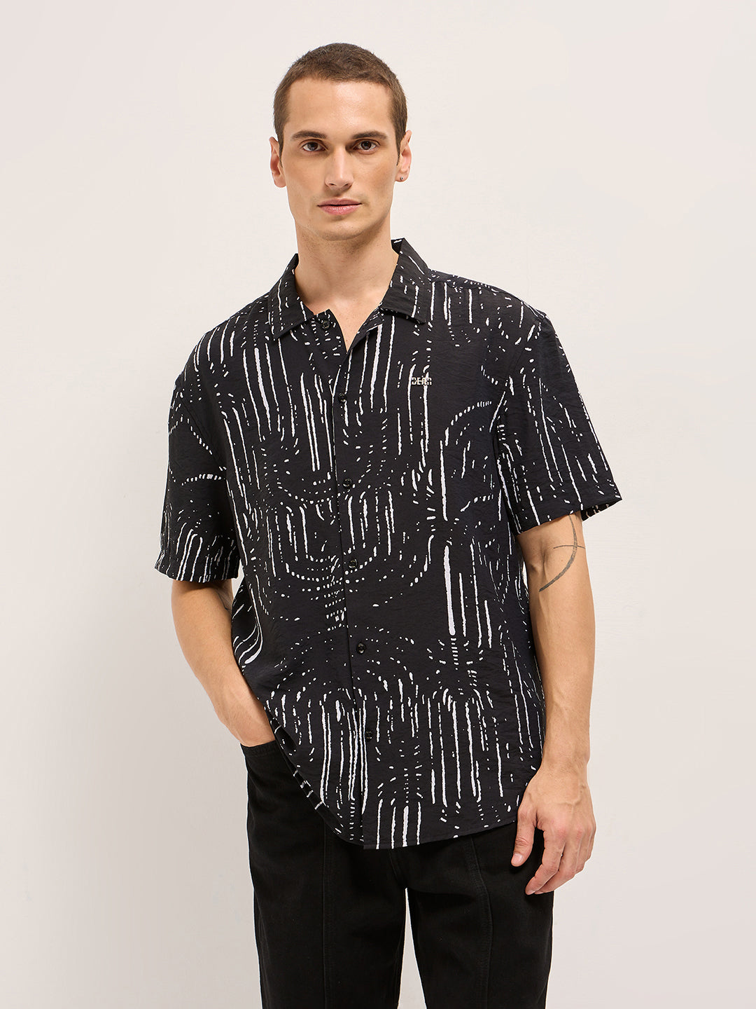 Men Black Digital Print Relaxed Fit Casual Shirt in Nylon Viscose