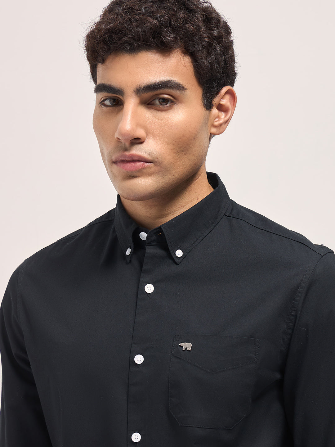Men Black Solid Cotton Slim-Fit Casual Shirt