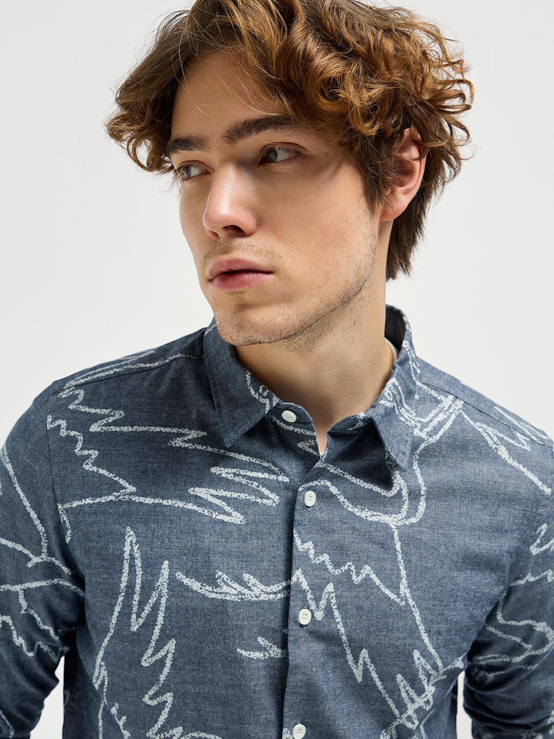 Men Blue Printed Slim Fit Casual Shirt