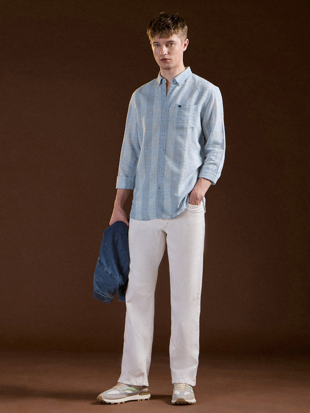 Men Light Blue Textured Stripes Slim Fit Casual Shirt