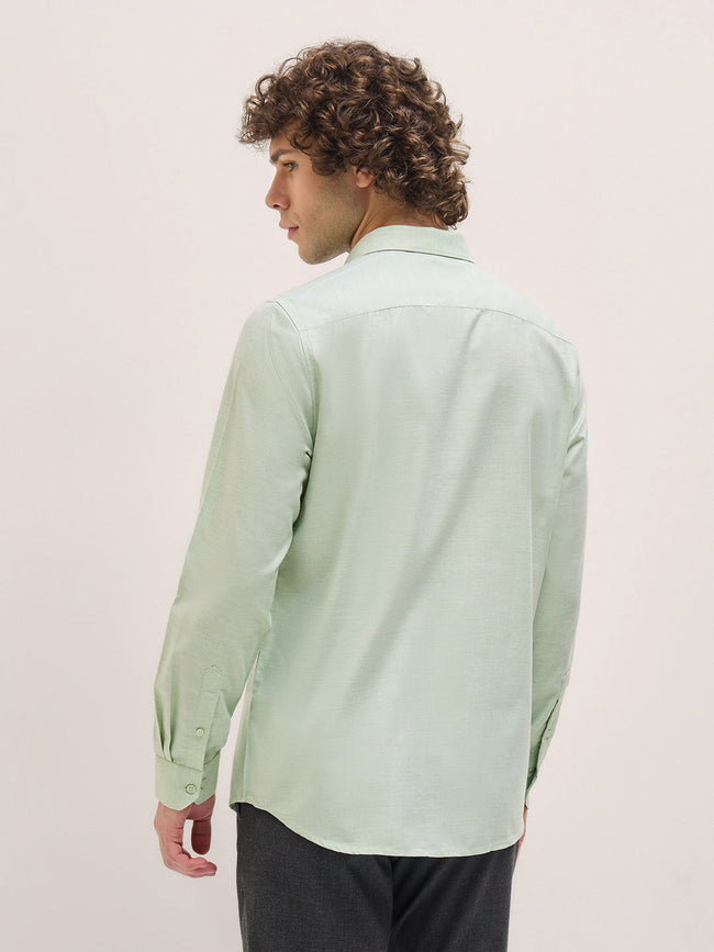 Men Shirt Pista Green Solid Tailored Fit Formal Shirt