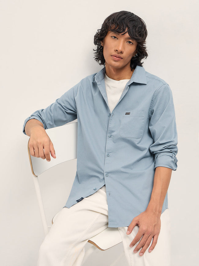 Men Blue Cotton Blend Solid Slim Fit Casual Shirt