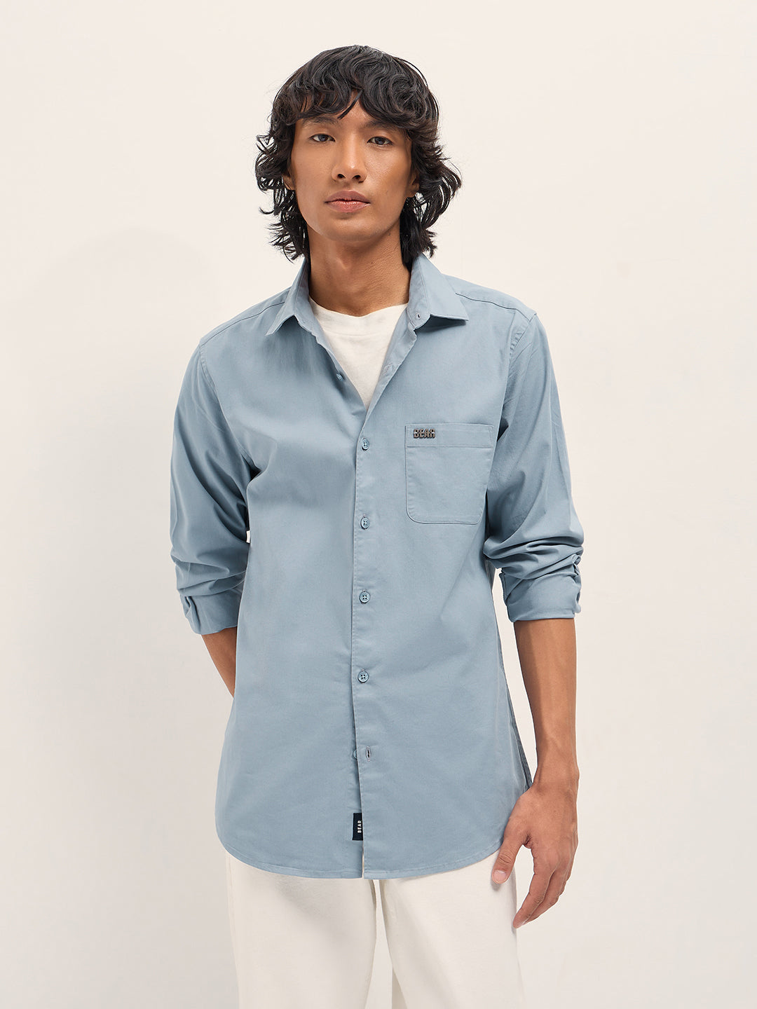 Men Blue Cotton Blend Solid Slim Fit Casual Shirt
