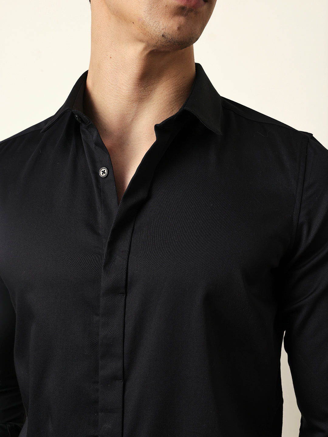 Men Modern Fit Casual Shirt
