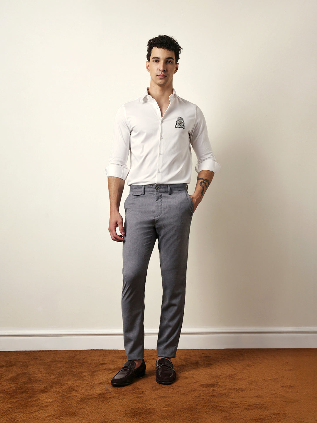 Men Modern Fit Casual Shirt
