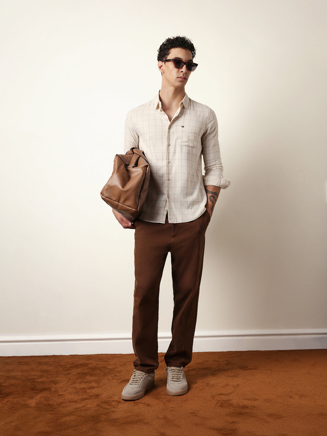 Men Modern Fit Casual Shirt