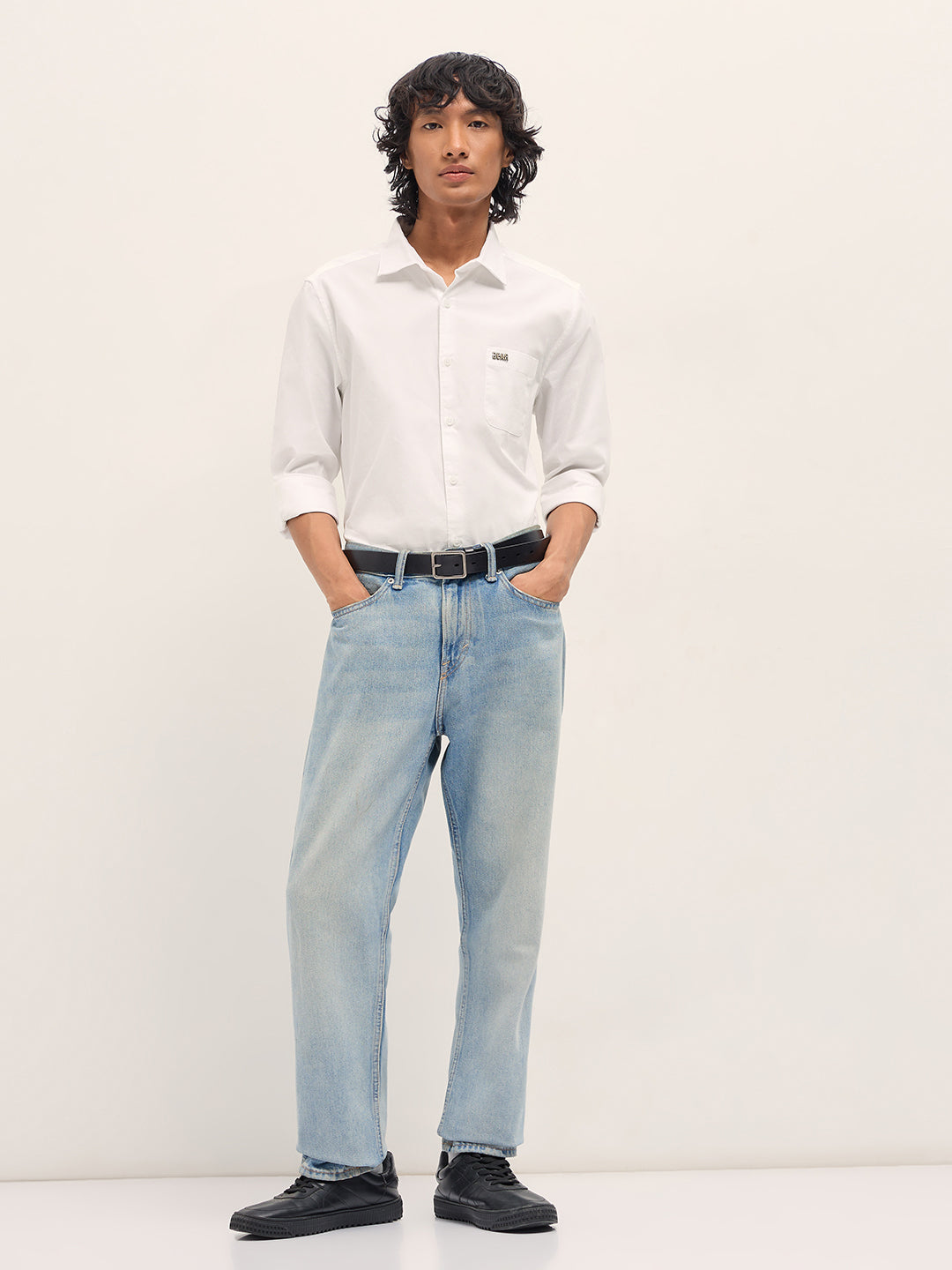 Men White Slim Fit Solid Cotton Casual Shirt