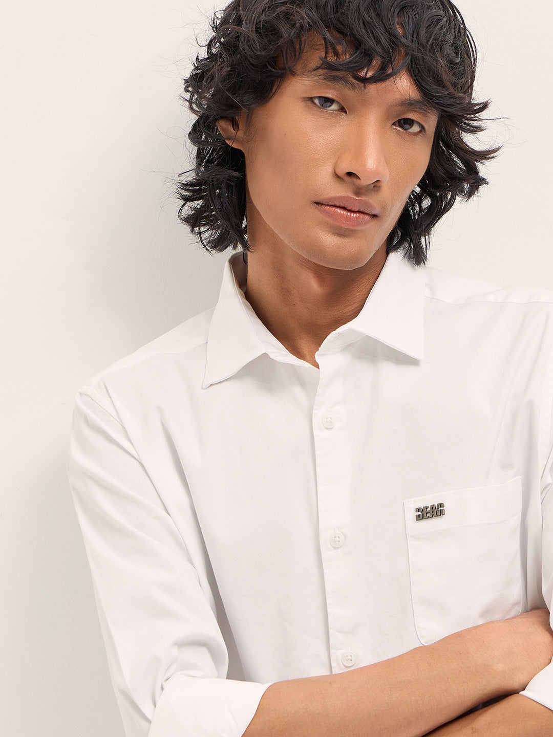 Men White Slim Fit Solid Cotton Casual Shirt