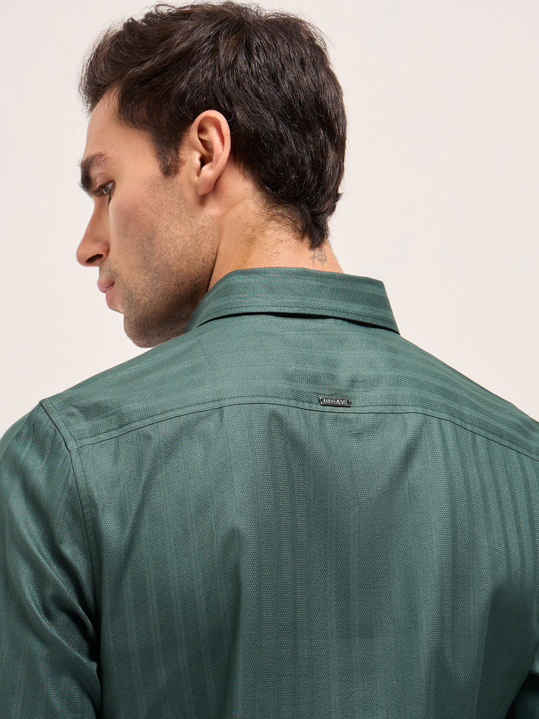 Men Green Cotton Woven Stripes Design Tailored Fit Formal Shirt