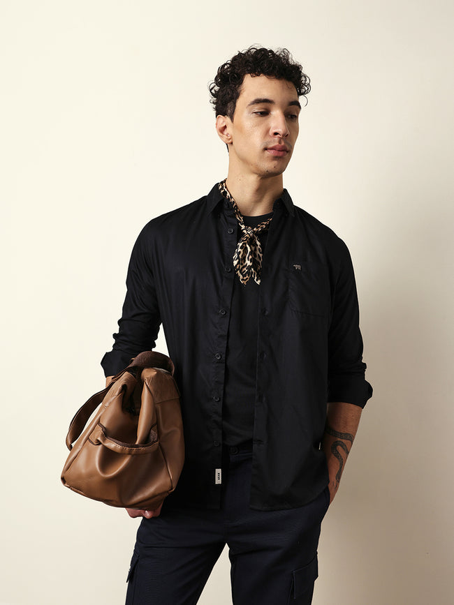 Men Modern Fit Casual Shirt