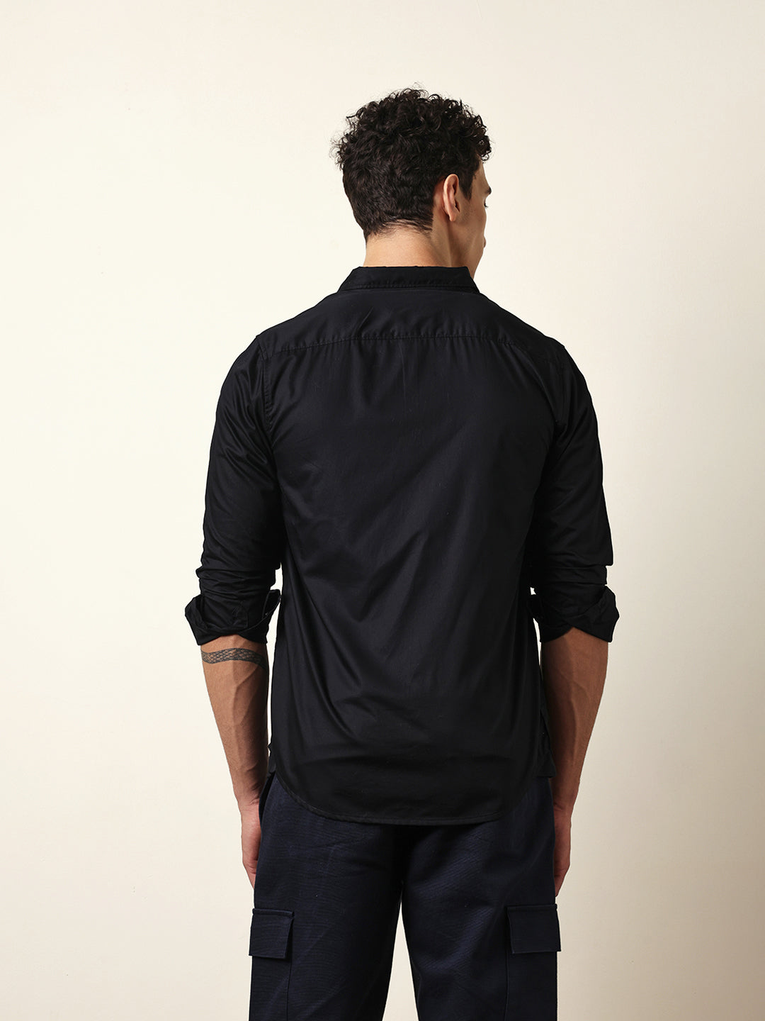Men Modern Fit Casual Shirt