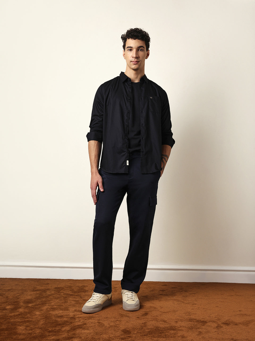 Men Modern Fit Casual Shirt