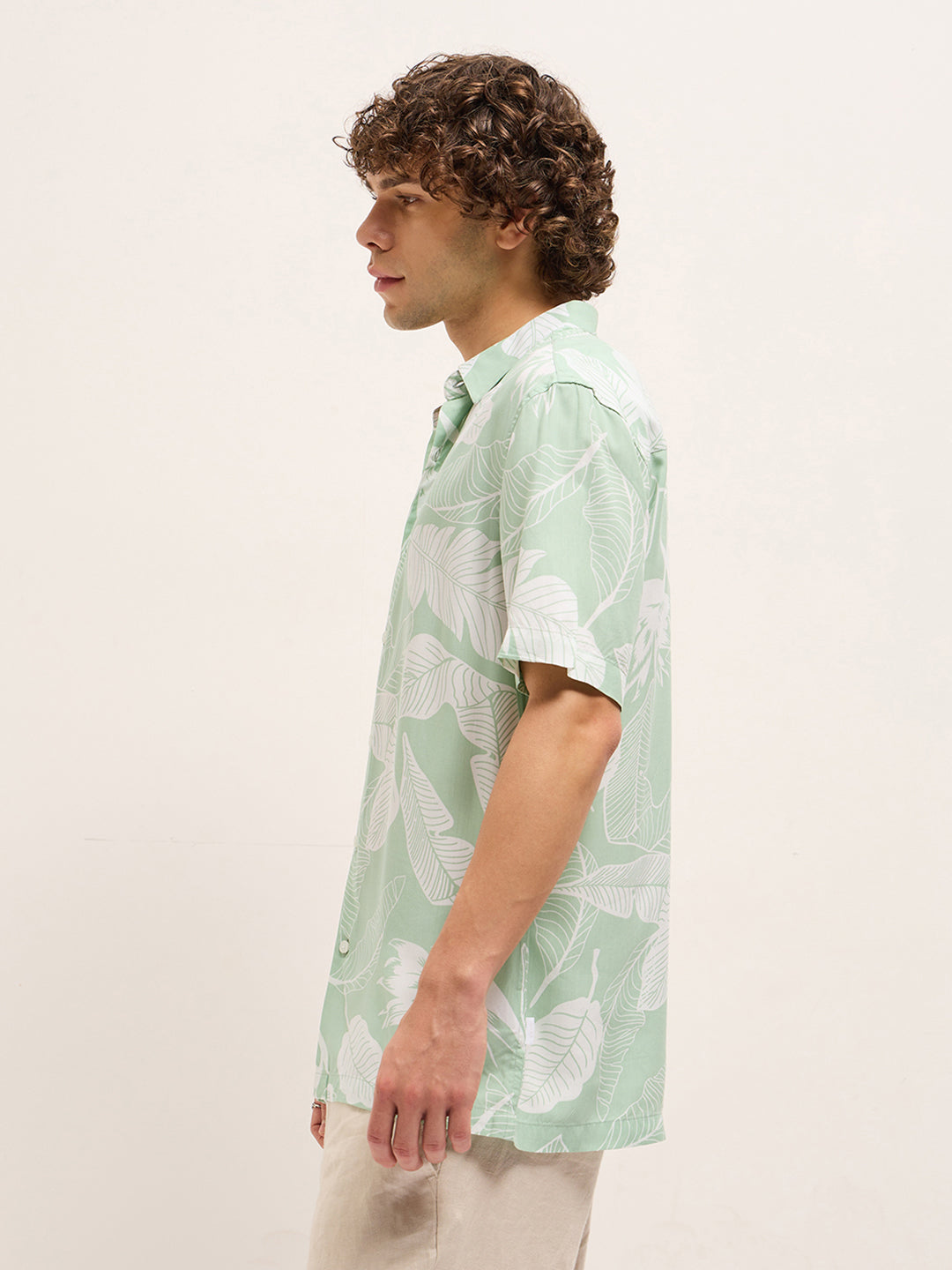 Men Light Green Floral Print Relax Fit Casual shirt