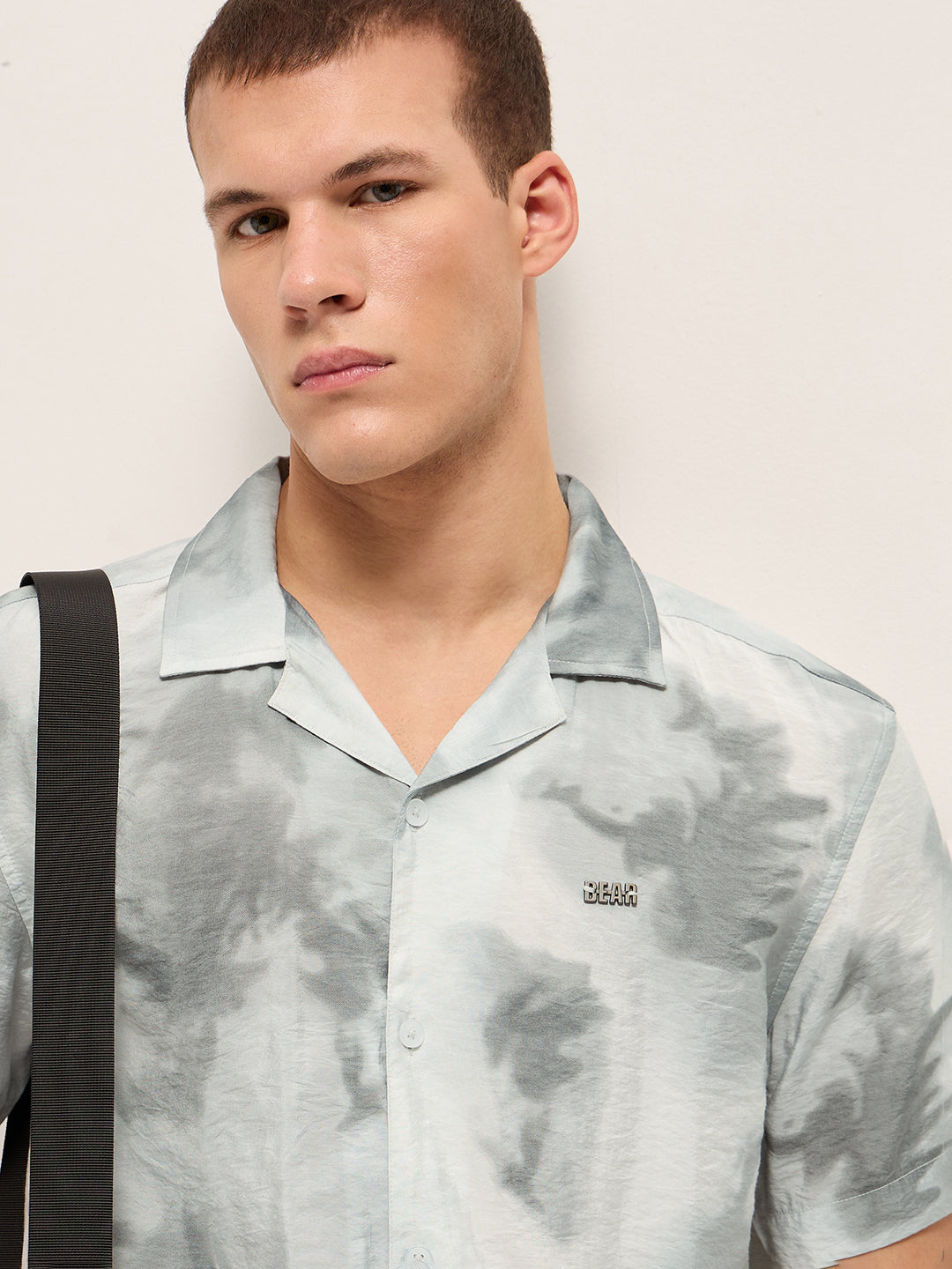 Men Light Grey Faded Abstract Print Relaxed Fit Cuban Collar Shirt