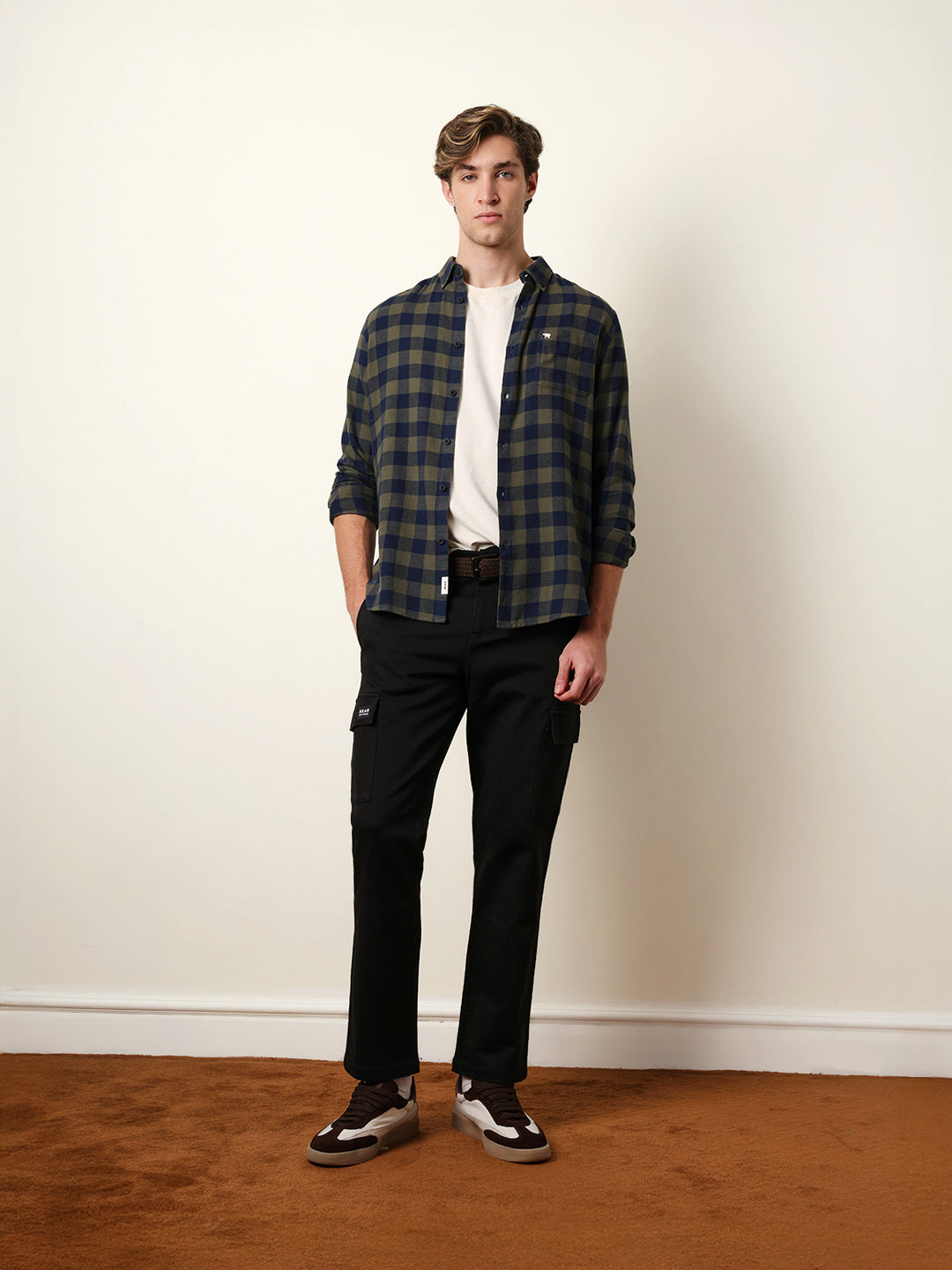 Men Checked Casual Full-Sleeve Shirt