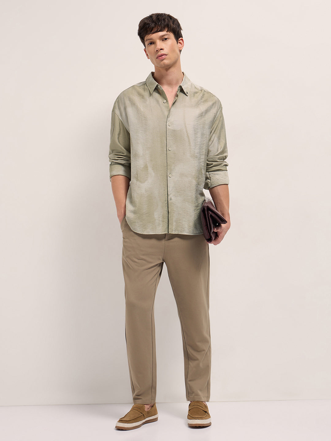 Men Cream Abstract Print Crinkled Textured Relaxed Fit Casual Shirt