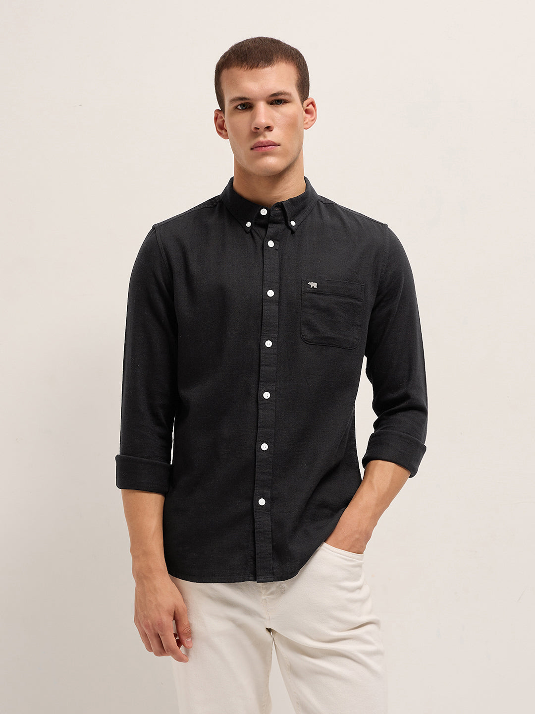 Men Black Solid Slim Fit Cotton Casual Shirt