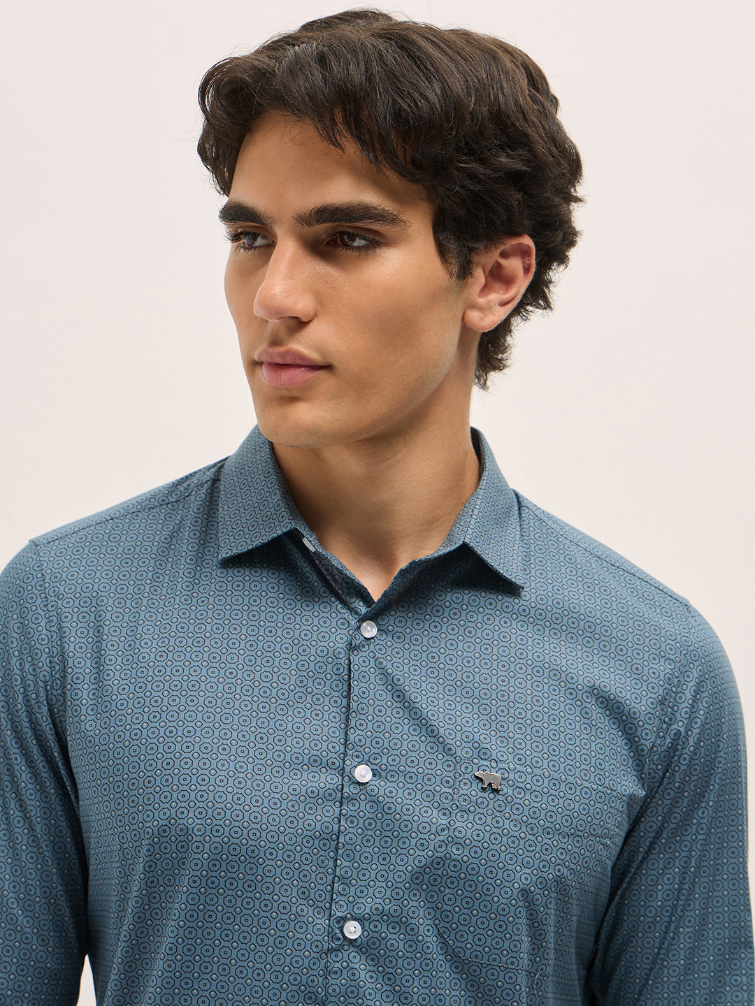 Men Crystal Teal Blue Geometric Printed Tailored Fit Formal Shirt
