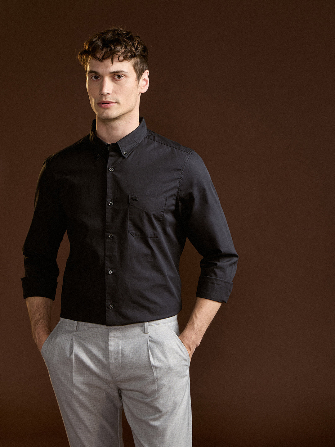 Men Black Solid Slim Fit Cotton Casual Shirt