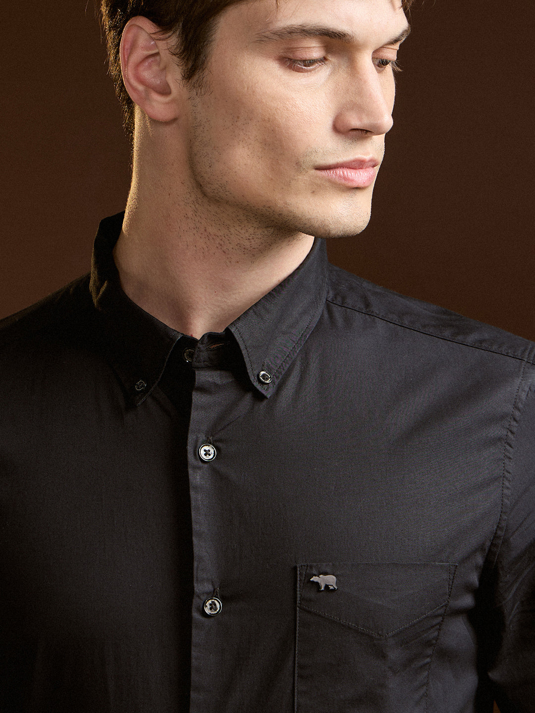 Men Black Solid Slim Fit Cotton Casual Shirt
