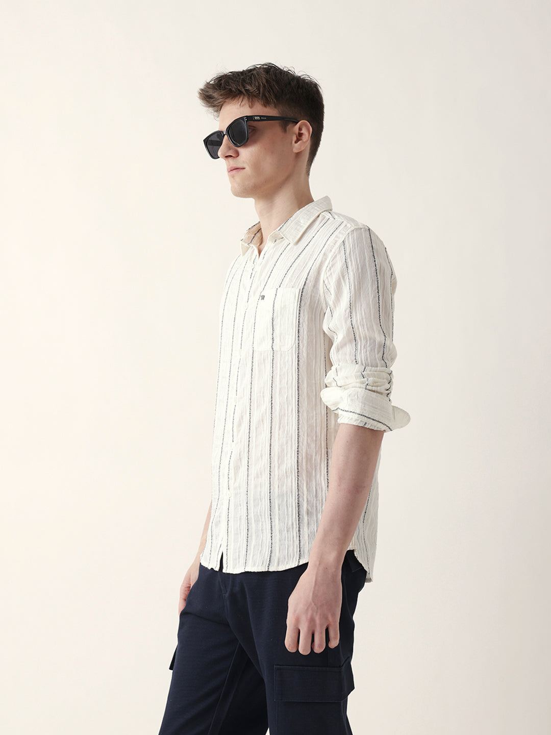 Men Casual Vertical Stripe Shirt