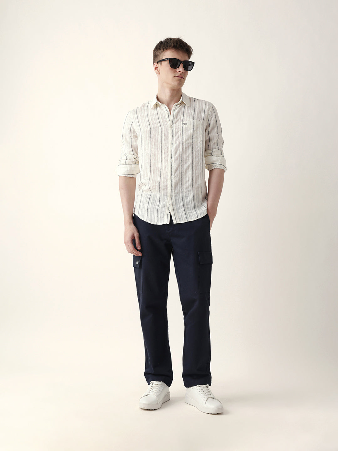 Men Casual Vertical Stripe Shirt