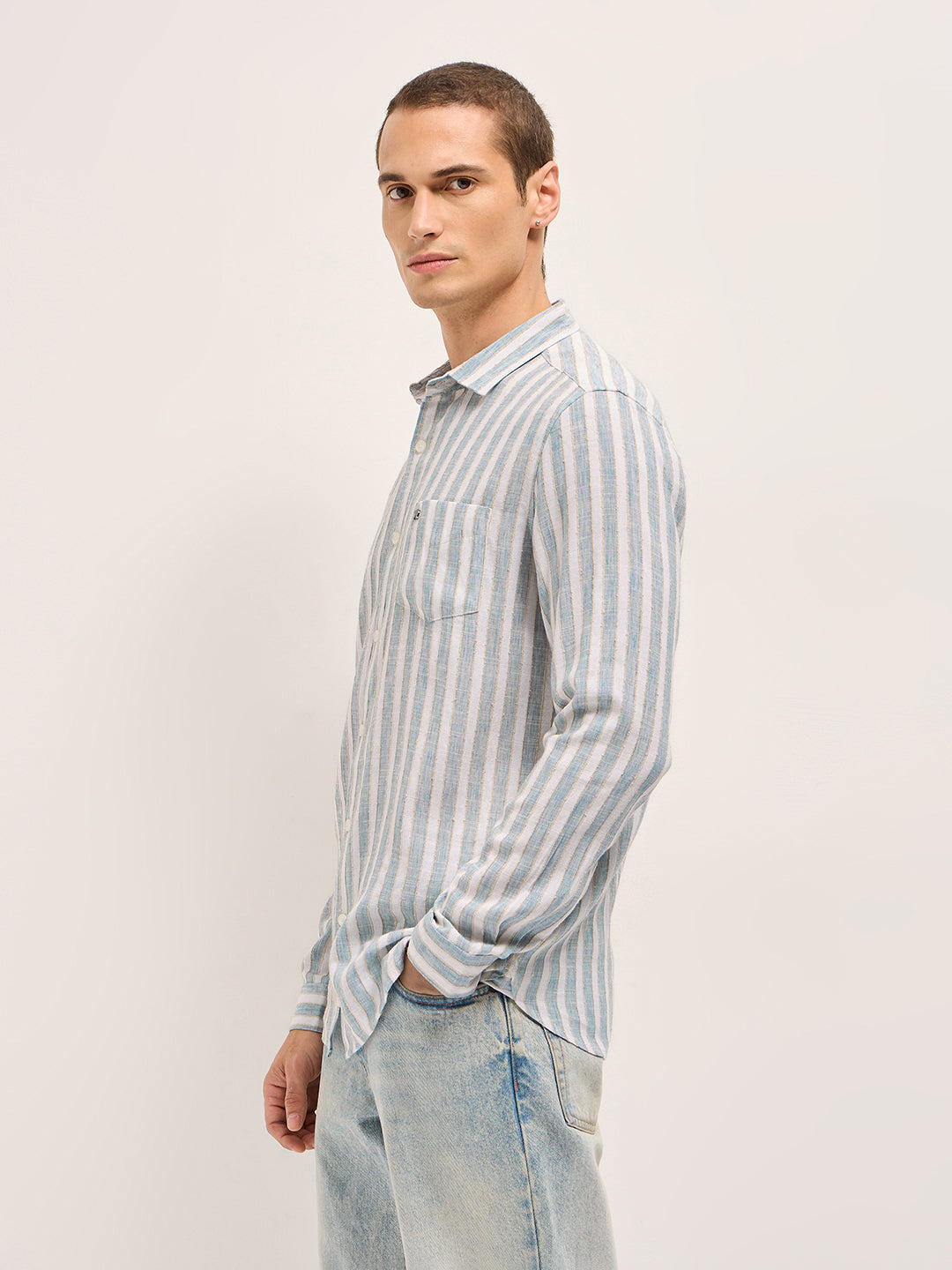 Men Blue Slim Fit Casual Shirt