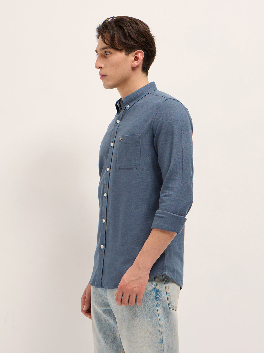 Men Blue Solid Slim Fit Cotton Casual Shirt