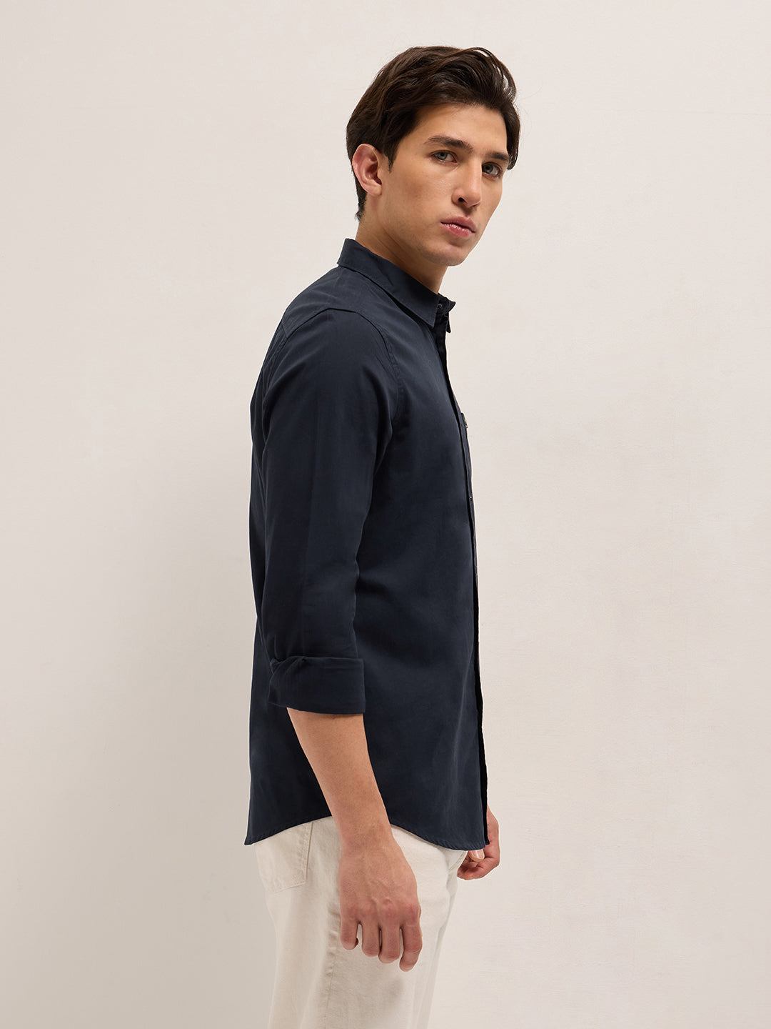Men Navy Blue Cotton Solid Slim Fit Casual Shirt