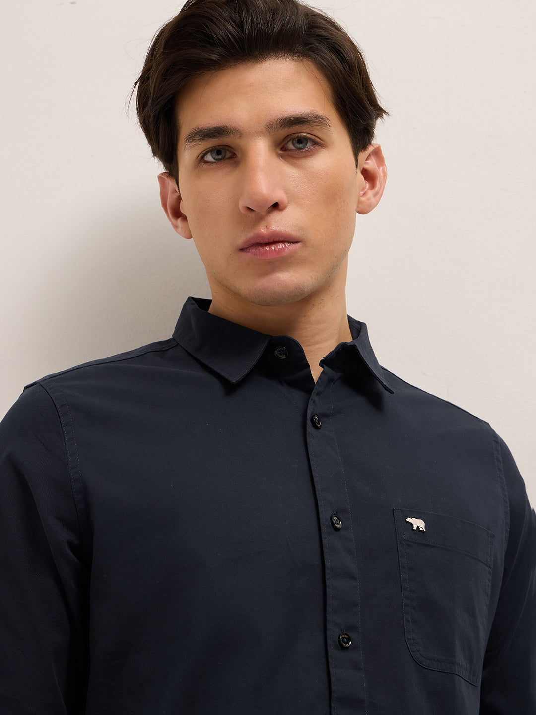 Men Navy Blue Cotton Solid Slim Fit Casual Shirt