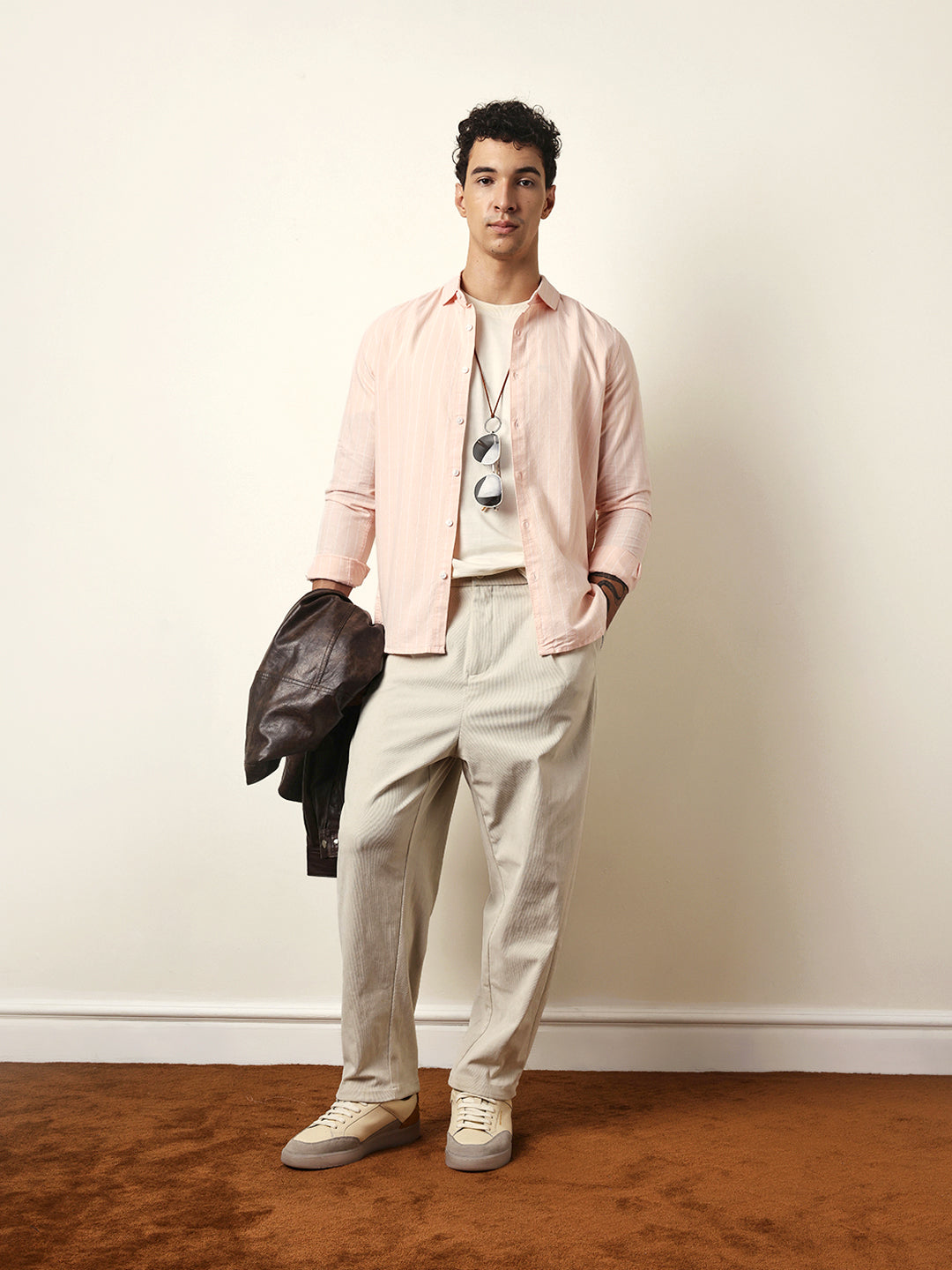 Men Modern Fit Casual Shirt