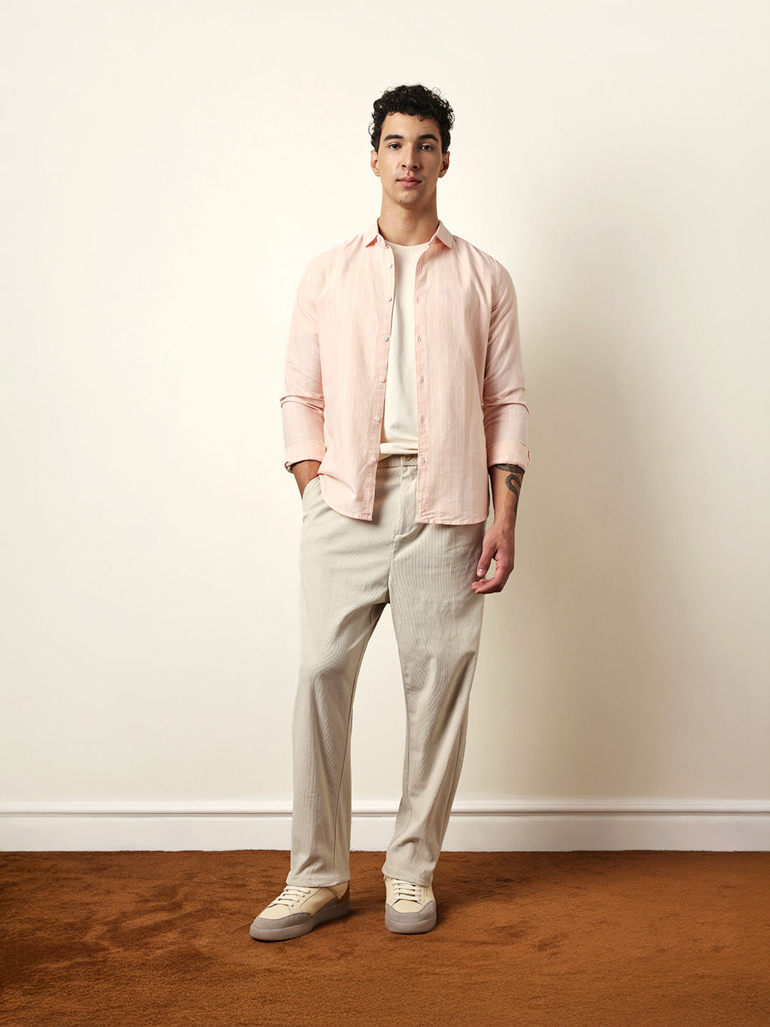 Men Modern Fit Casual Shirt