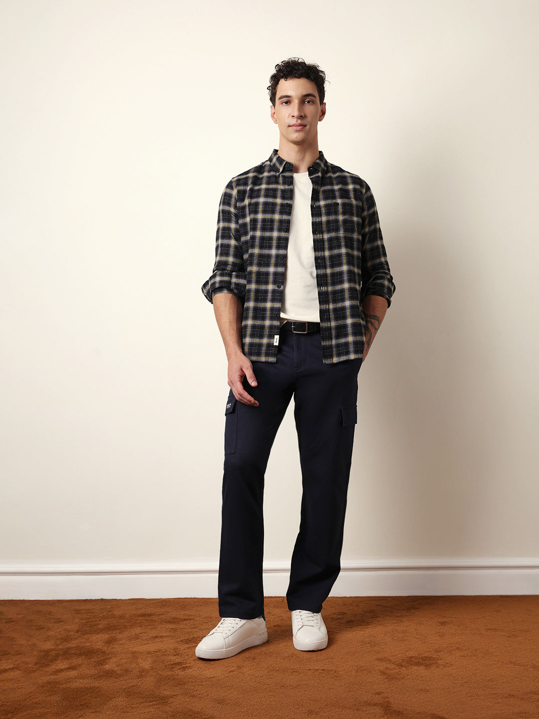 Men Modern Fit Casual Shirt