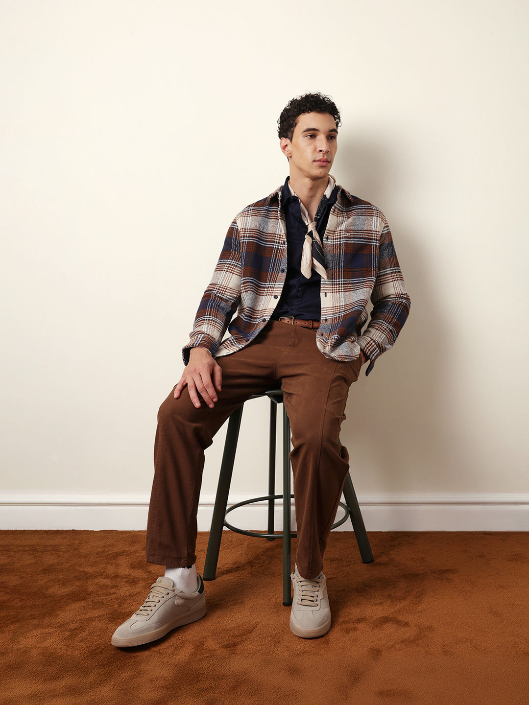 Men Modern Fit Casual Shirt
