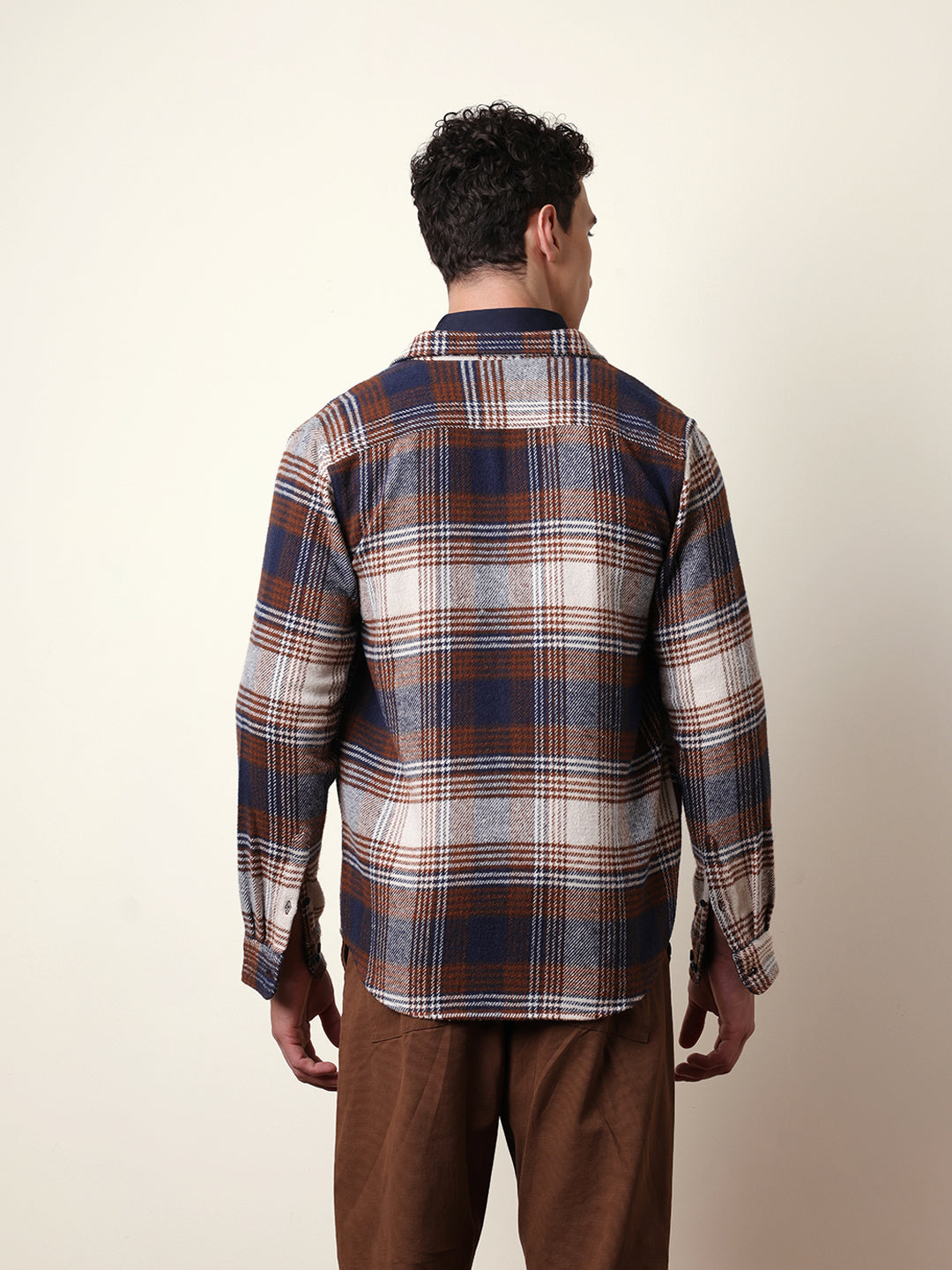 Men Modern Fit Casual Shirt