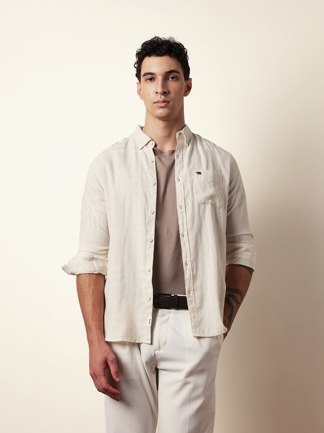 Men Modern Fit Casual Shirt