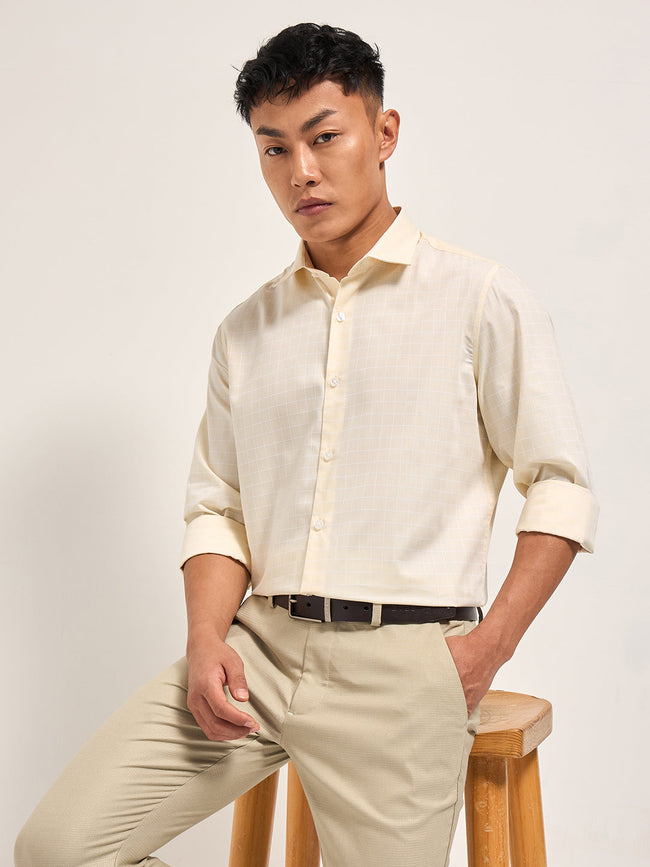 Men Cream Windowpane Checks Tailored Fit Formal Shirt