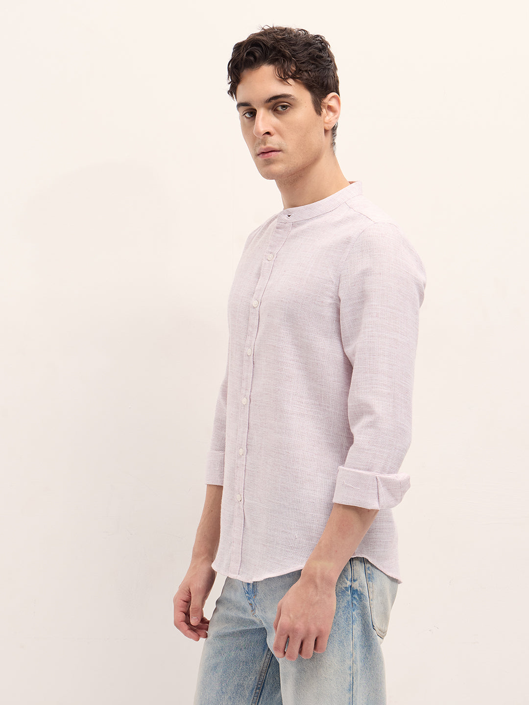 Men Light Pink Solid Slim Fit Casual Shirt