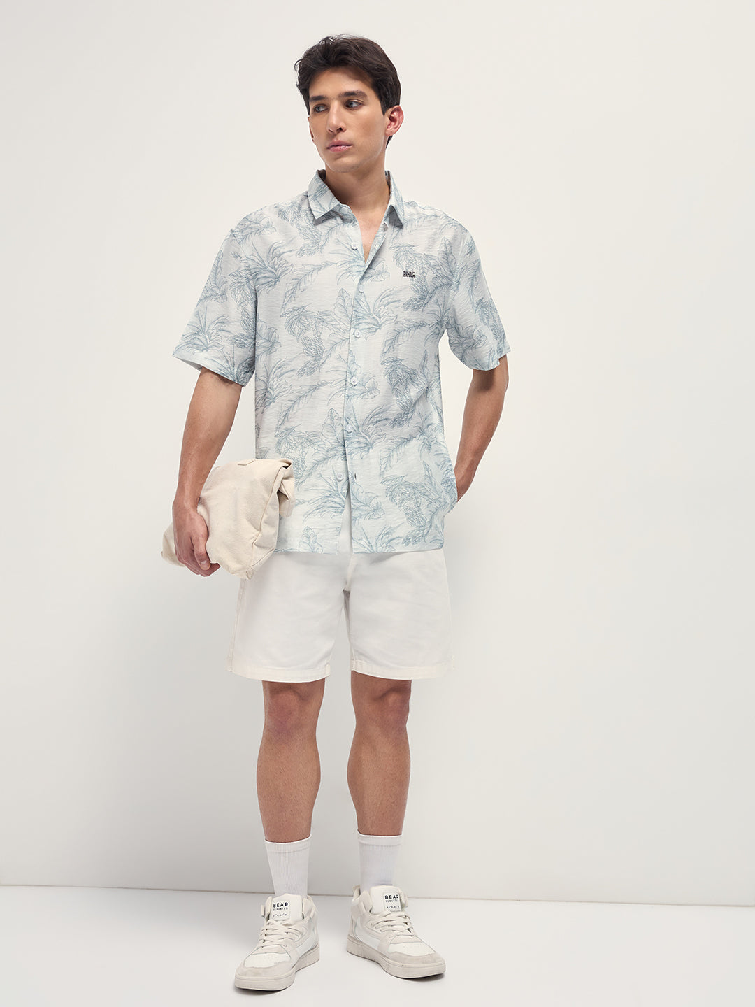 Men Grey and White Leafy Botanical Print Relaxed Fit Casual Shirt
