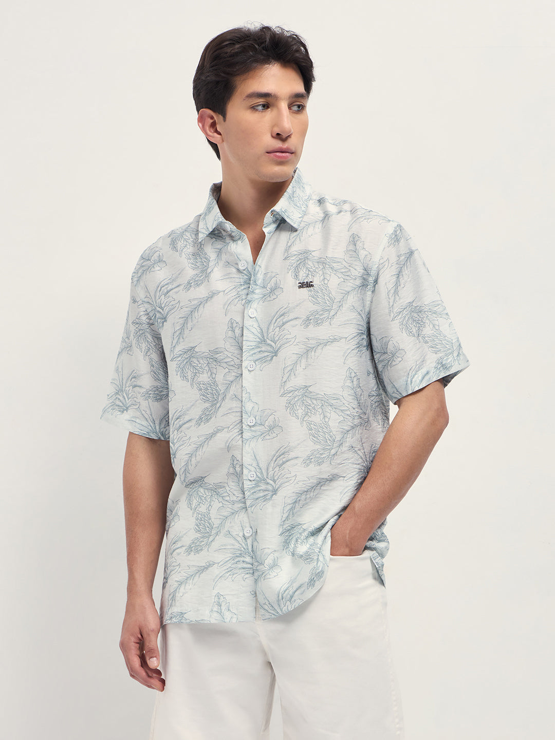 Men Grey and White Leafy Botanical Print Relaxed Fit Casual Shirt