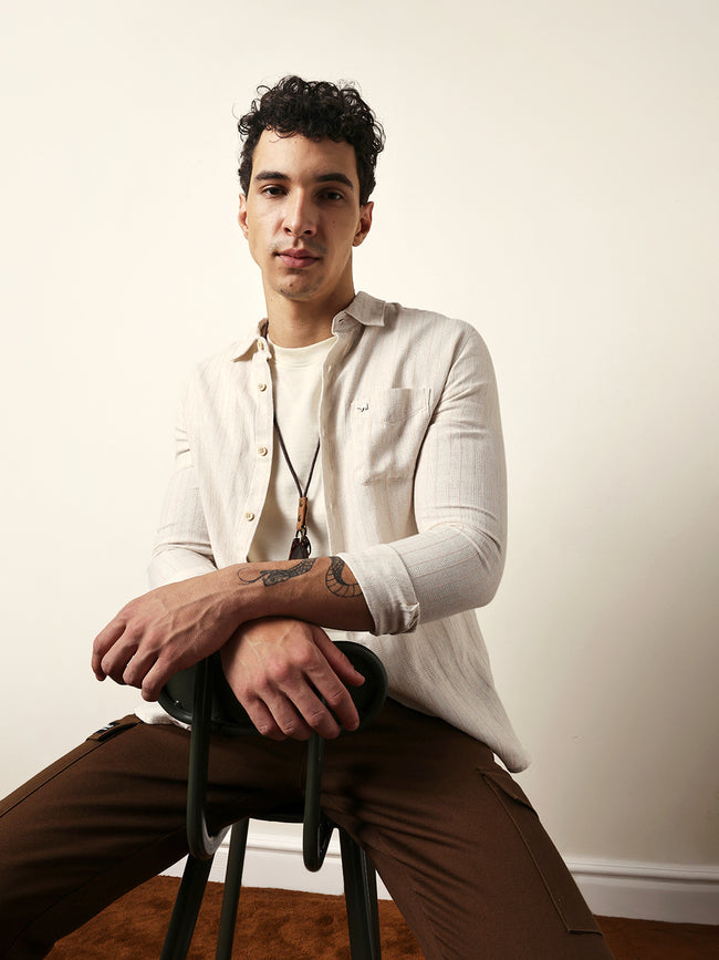 Men Modern Fit Casual Shirt