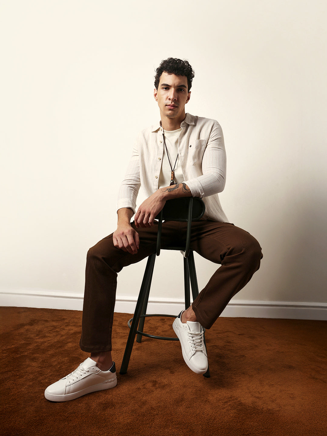 Men Modern Fit Casual Shirt